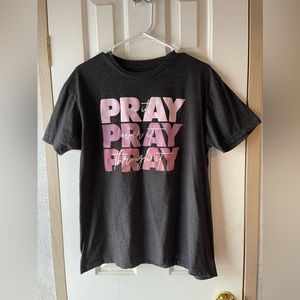 Love in Faith Pray T-Shirt
